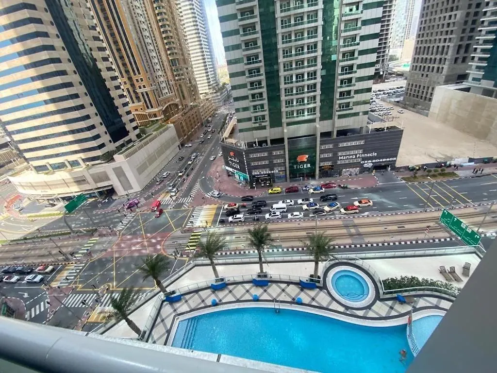 Blessed Oasis - Elegant 2Br Marina Apartment Dubaj 0*,  Egyesült Arab Emírségek
